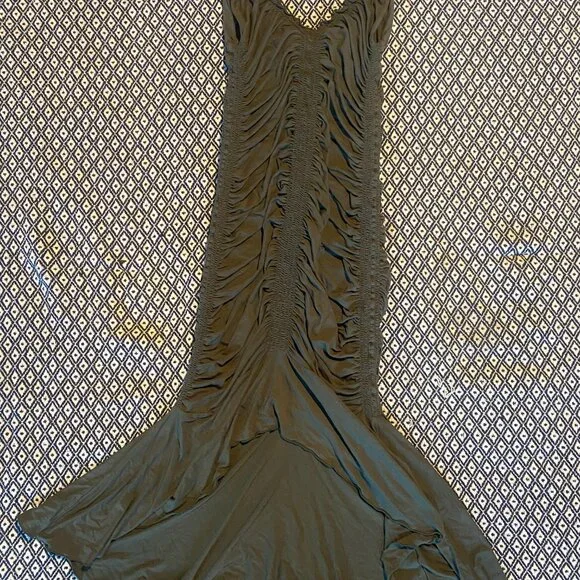 Fairy core / boho Ruched Olive Green Dress (Hati Hati Leom Designs Dress) - Picture 5 of 6